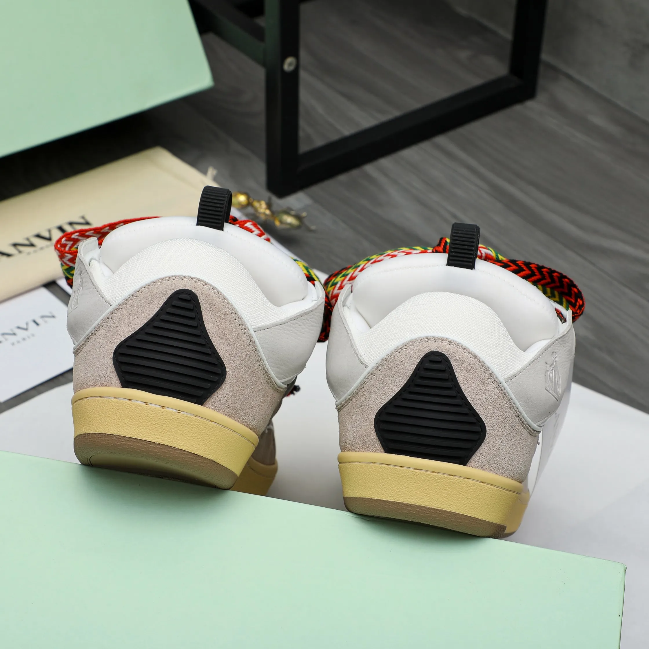 Men's shoes 💰740 [Lanvin] Lanvin high-end quality original couple's casual shoes - Upper: imported pebbled cowhide stitched with breathable mesh - Lining: Lycra elastic lining - Outsole: original rubber outsole - Super high quality control·Fine workmanship: highlighted (high-end·luxury·grade) -Size: 36-45 (45 can be customized)